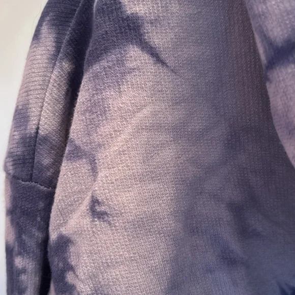 Forever 21 Navy Cropped Hoodie - Picture 4 of 4